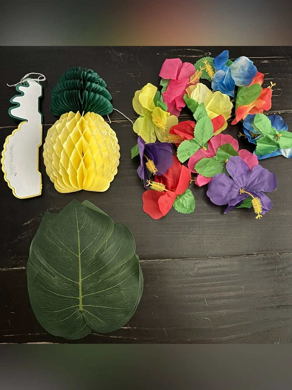 Luau party items🌴 all in great condition!